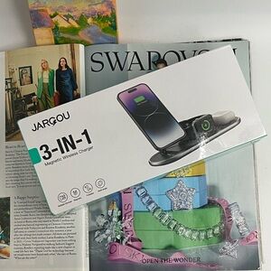 3 in 1 Charging Station for Apple